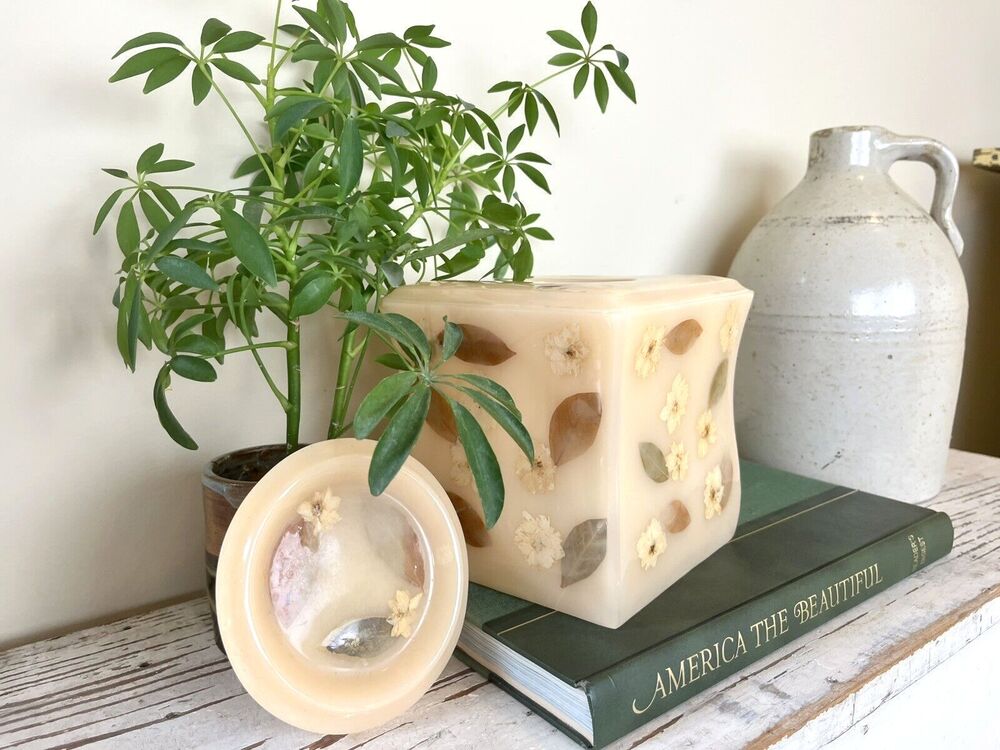 Vintage Cream Acrylic Dried Flowers Tissue Box & Soap Dish Bathroom Set / Retro - Picture 4 of 8